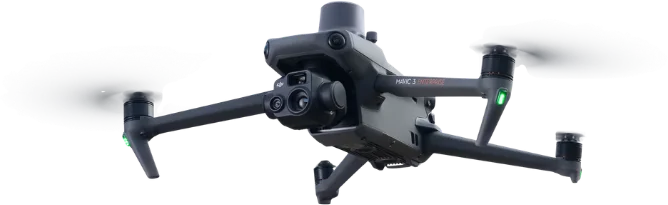 Drone com câmera termográfica acoplada para inspeção de fachadas